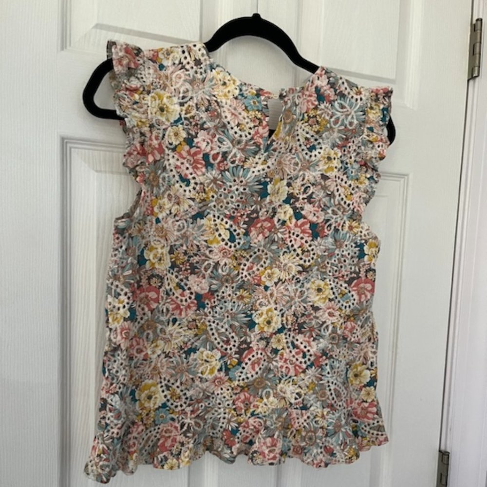 Solitaire Embroidered Flowered blouse